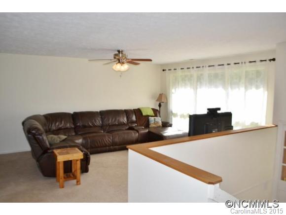 Twelve Oaks - Residential