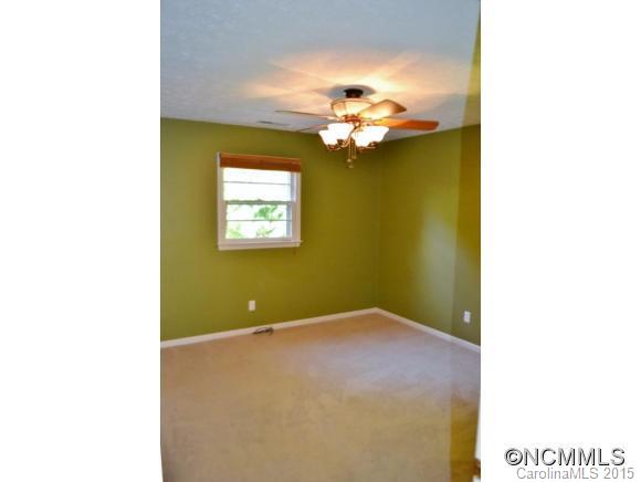 Twelve Oaks - Residential