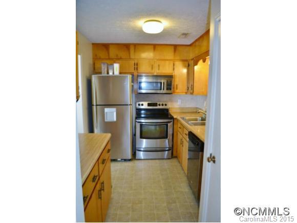 Twelve Oaks - Residential