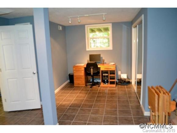 Twelve Oaks - Residential