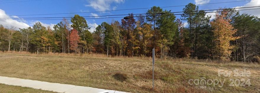 Located in Twin Creeks neighborhood with no HOA.  Centrally located with Concord Mills 2 miles away, Concord Regional Airport 1.5 miles away and 18 miles from Charlotte.
