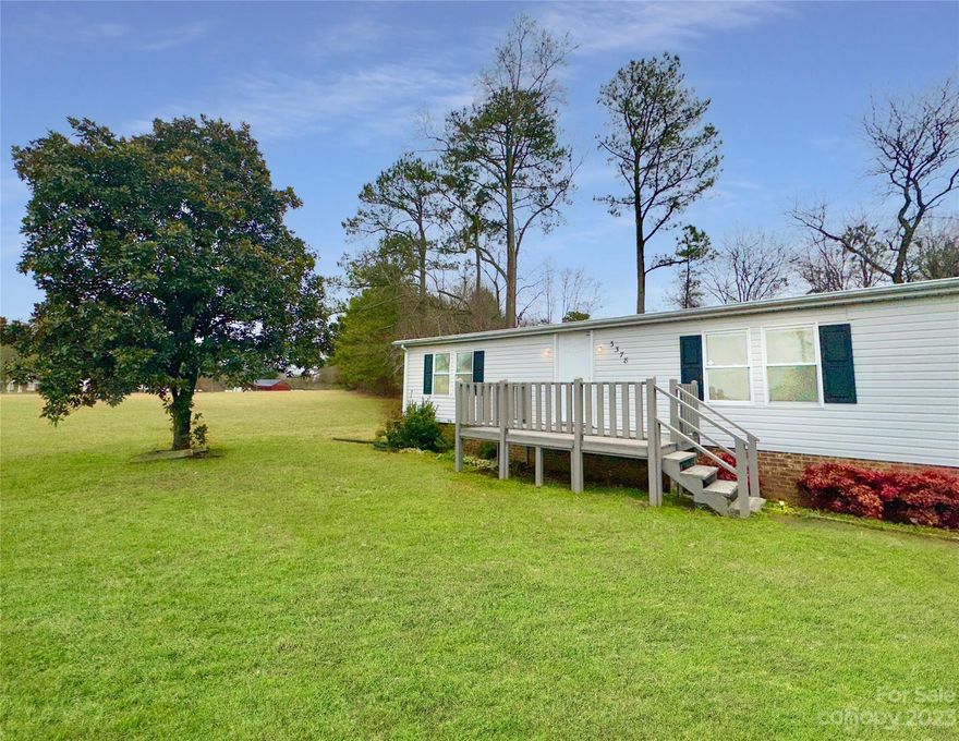 Welcome to this beautiful one-level home, perfectly located for easy access to shopping and dining. With three bedrooms and two baths, this home has all the updates you need, including a stunning kitchen with ample space for cooking and entertaining. The laundry/mudroom offers convenient access to the back deck, perfect for grilling and outdoor living. You'll love spending time in the large level yard and fantastic deck, great for hosting gatherings or simply enjoying the beautiful weather. And with quick access to I-40 and US Hwy 70, commuting is a breeze.
But that's not all! This property is also in the Startown Elementary, Maiden Middle, and Maiden High School district. Plus, you're just minutes away from Valley Hills Mall, Target and Wal-Mart, making this the perfect location for anyone who wants to enjoy both the peace and quiet of country living and the convenience of city amenities. Don't miss out on this wonderful opportunity - schedule a tour today!