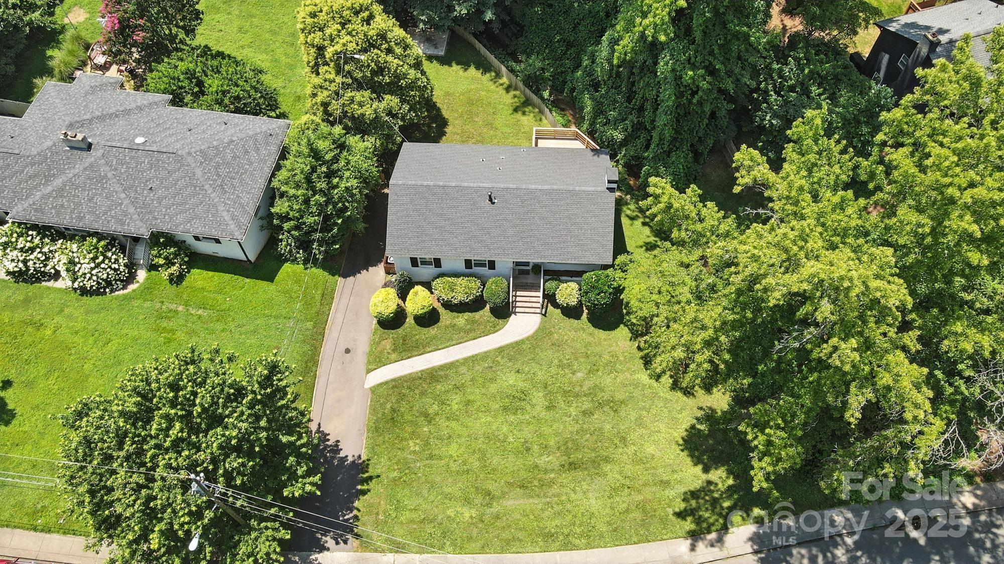 2528 Arnold Drive