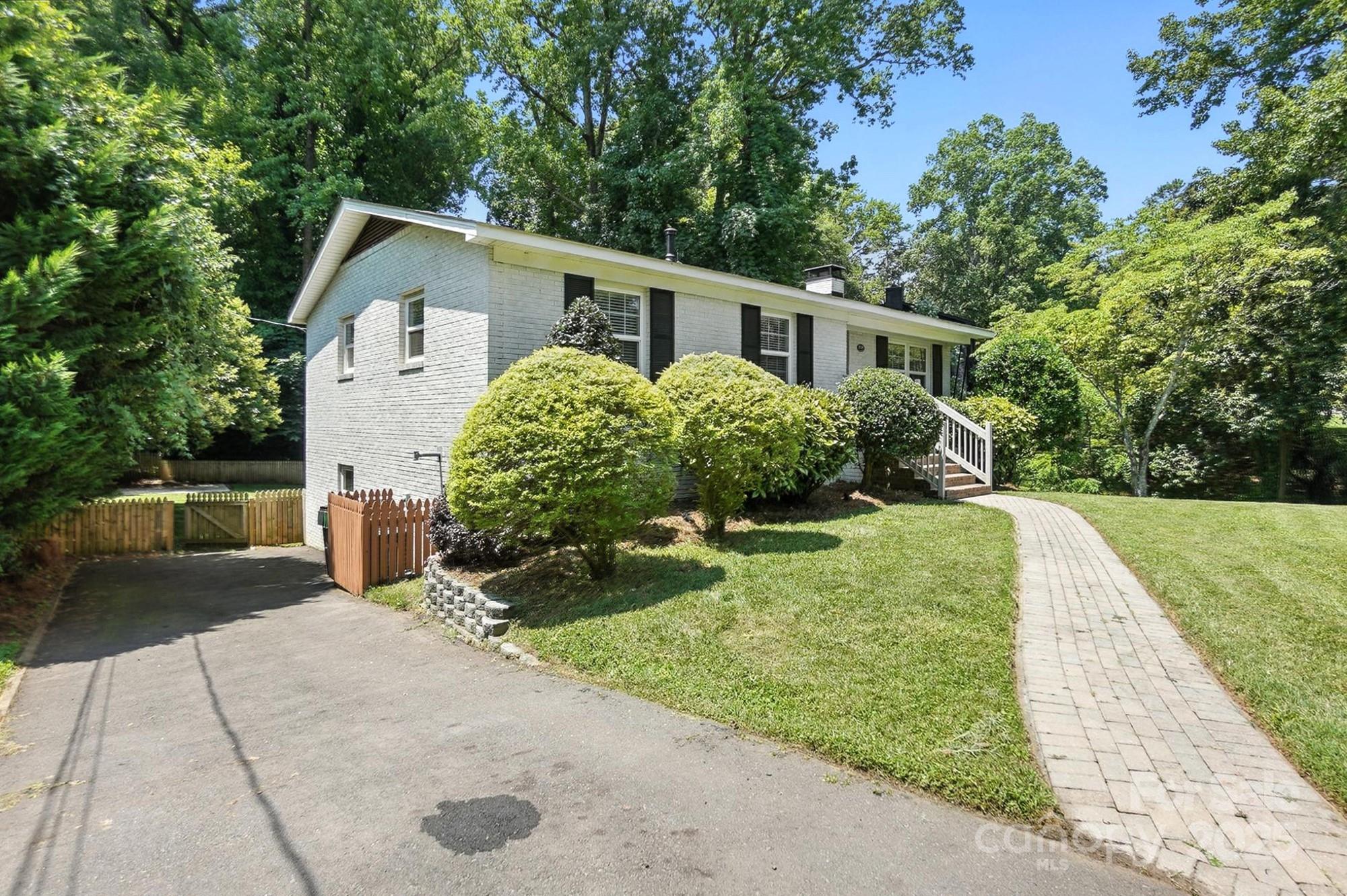 2528 Arnold Drive