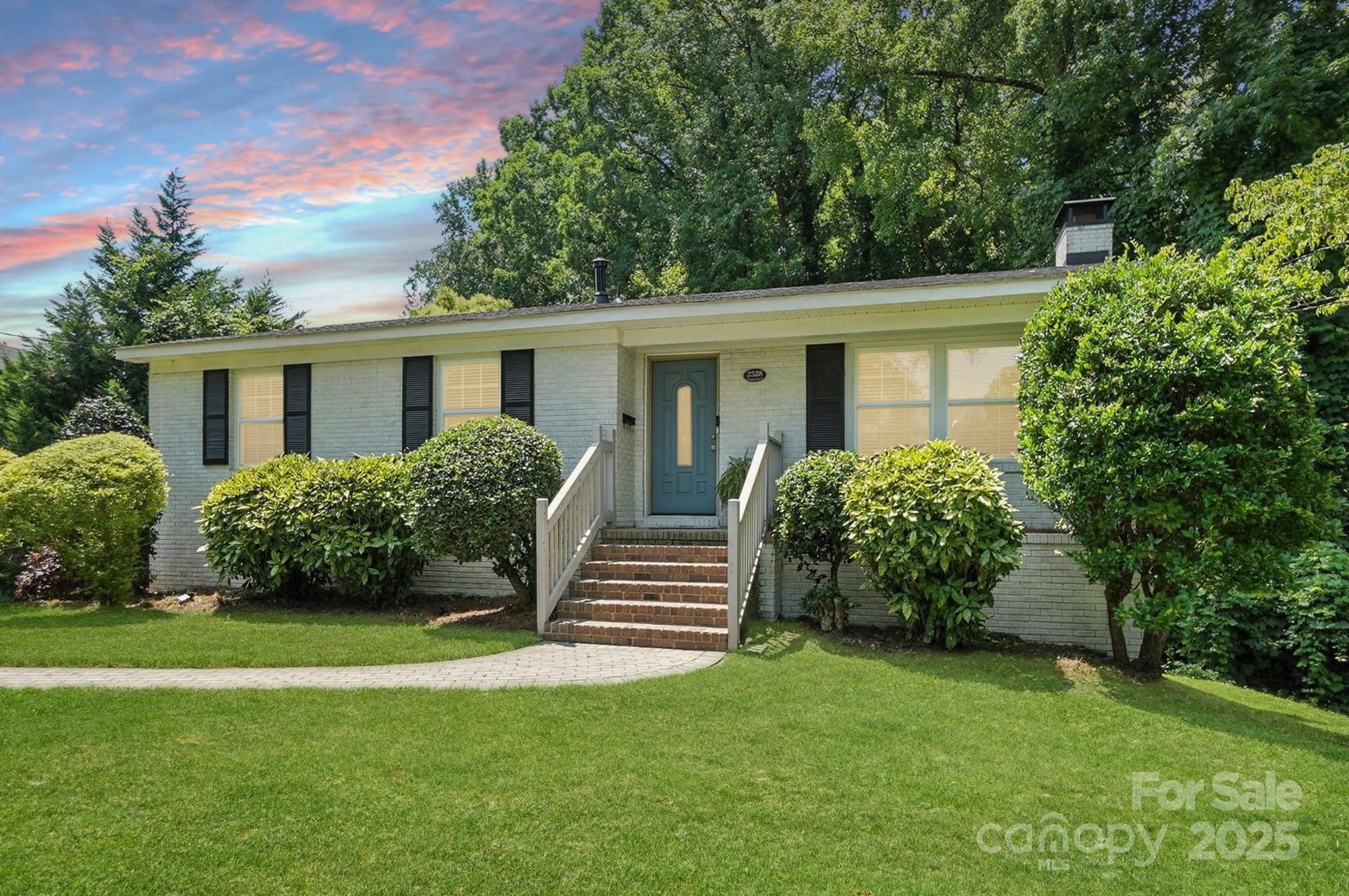 2528 Arnold Drive