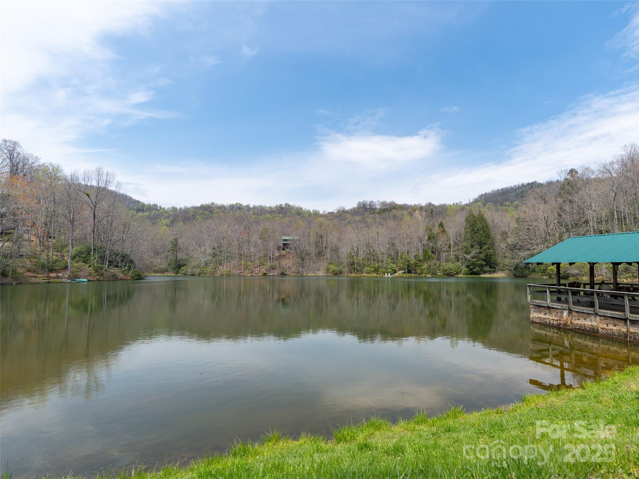 Gateway Mountain - Land