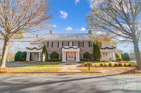 A home in Waxhaw