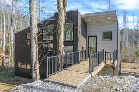 75 South Fork Trail Lake Toxaway NC 28747