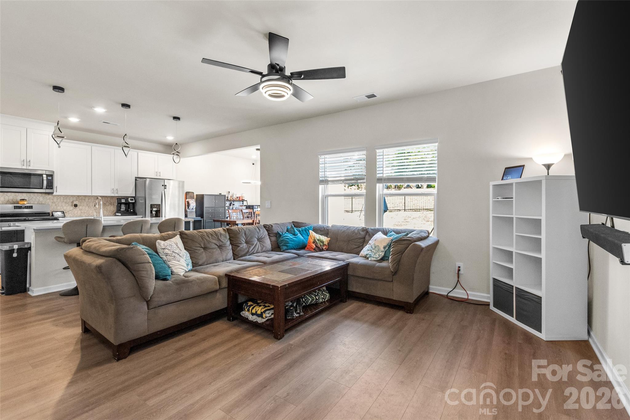 380 Olympia Way