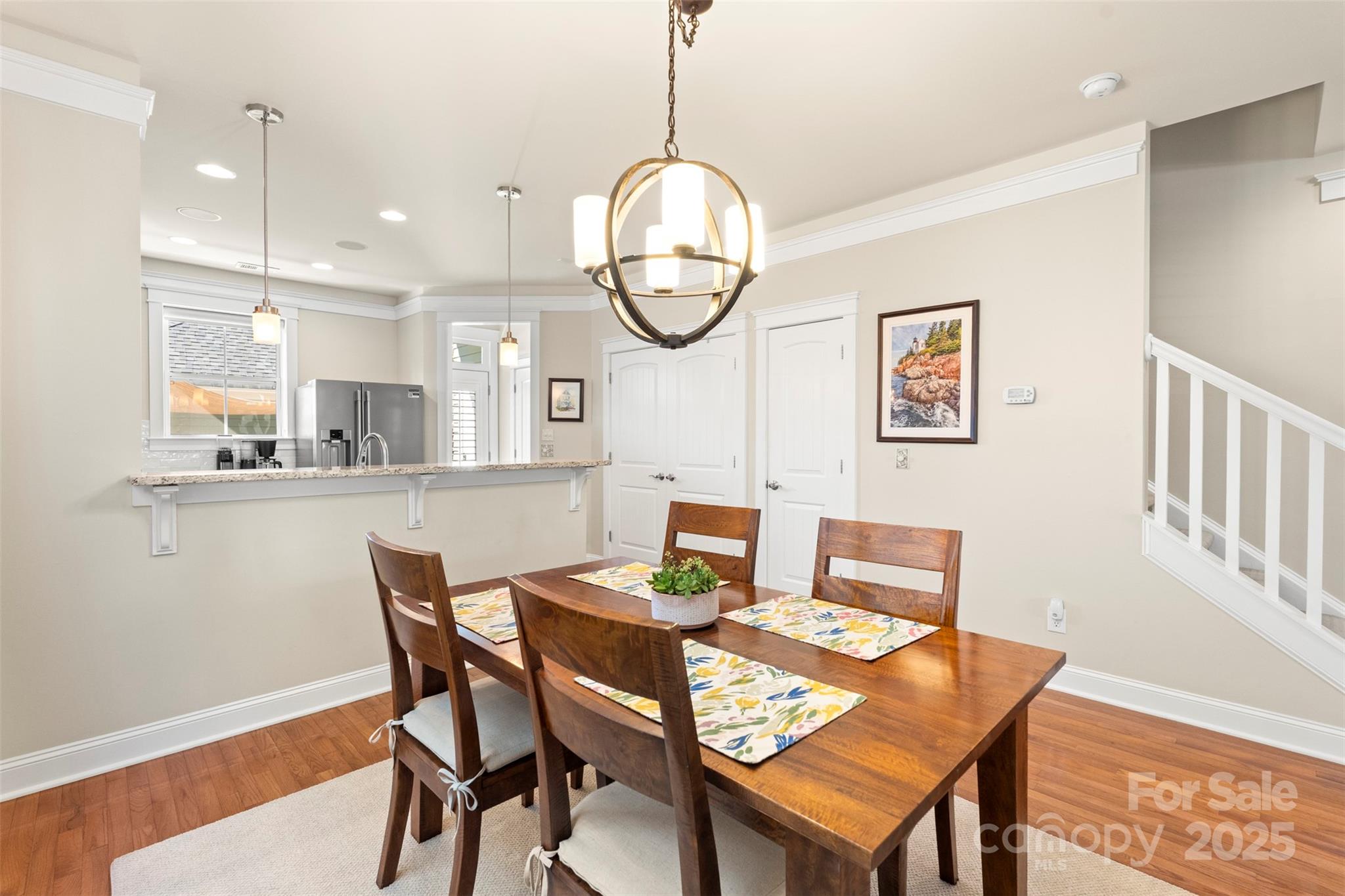 531 Dubois Court