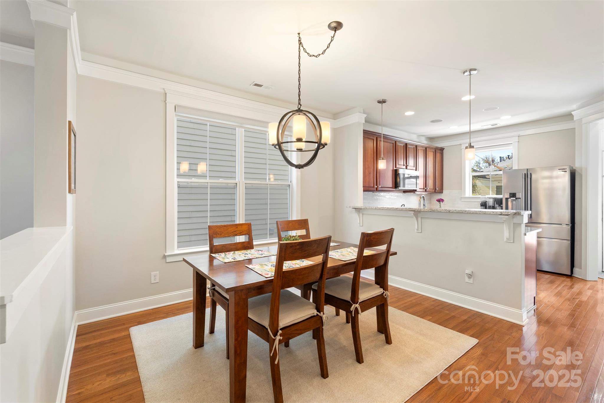 531 Dubois Court