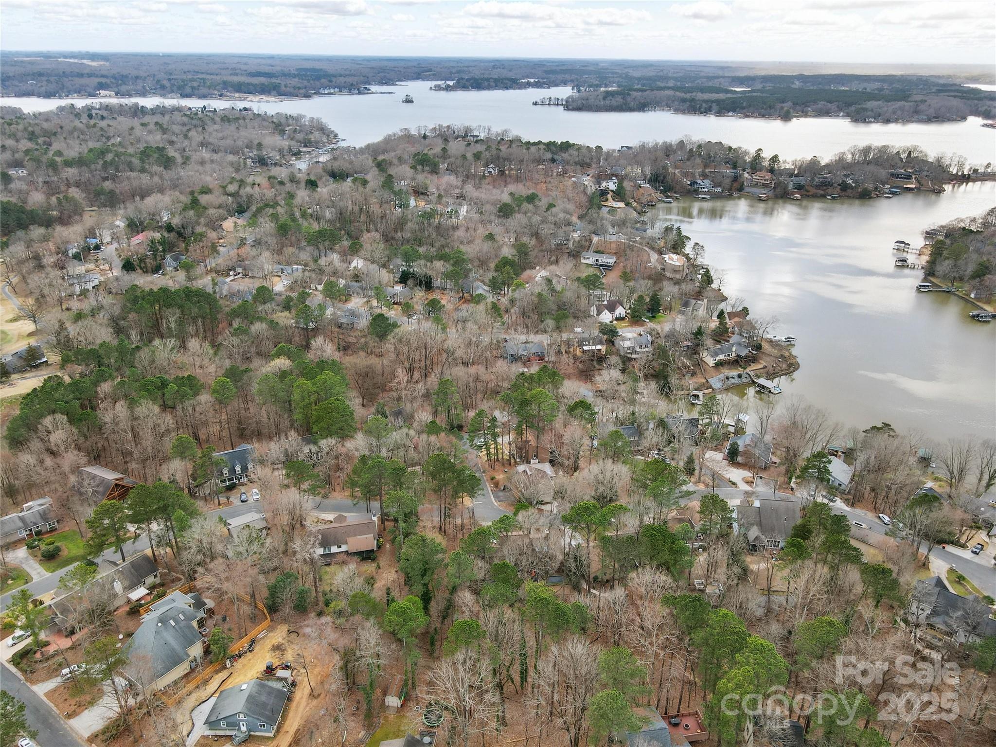 Tega Cay - Residential