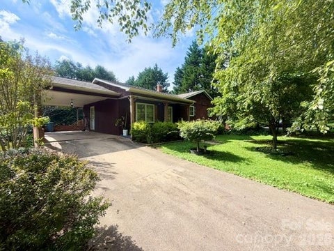 Photo of 2417 Mt Herman Heights, Hudson, NC 28638 (MLS # 4408989)