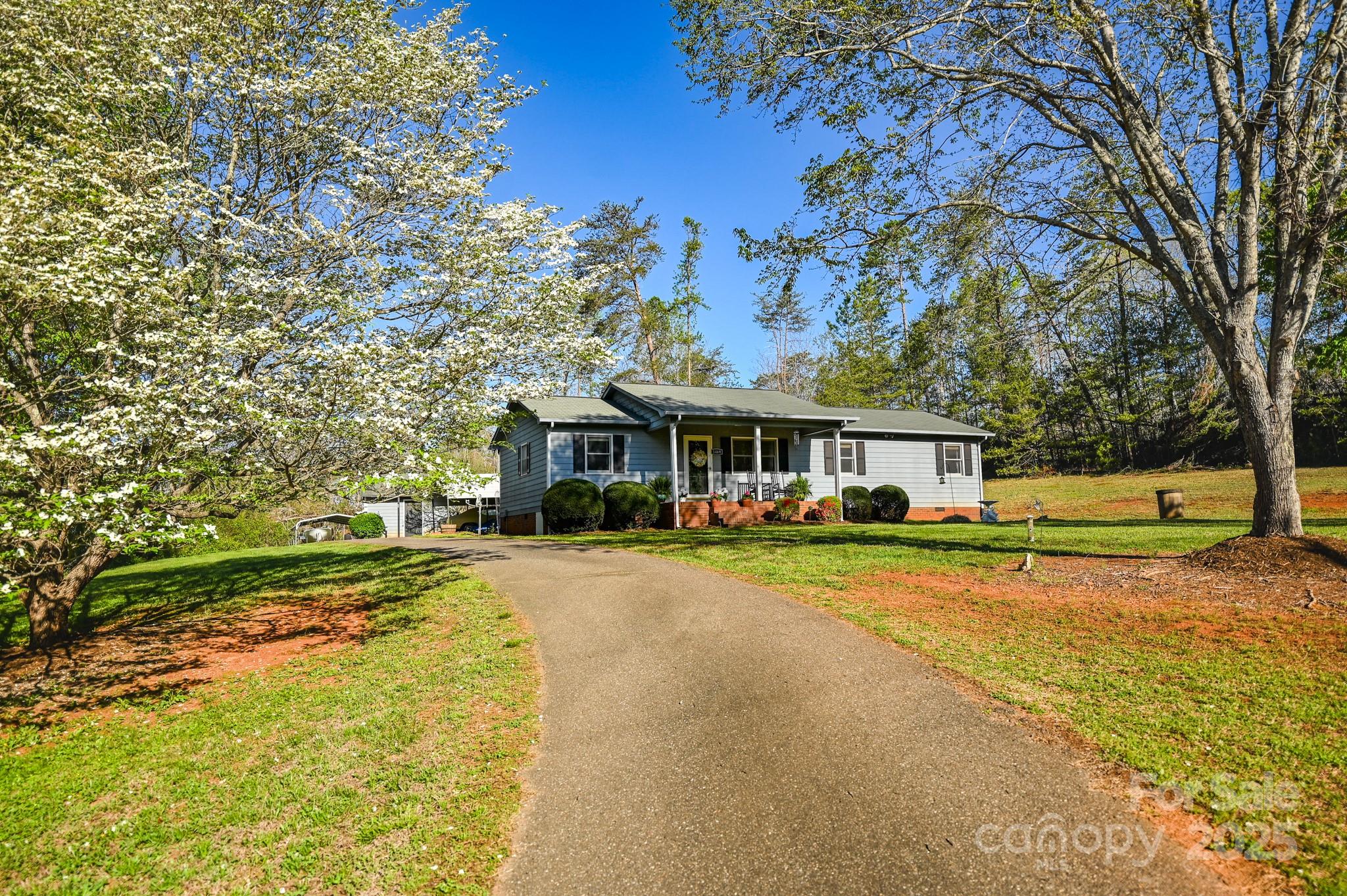 1469 Pearidge Road