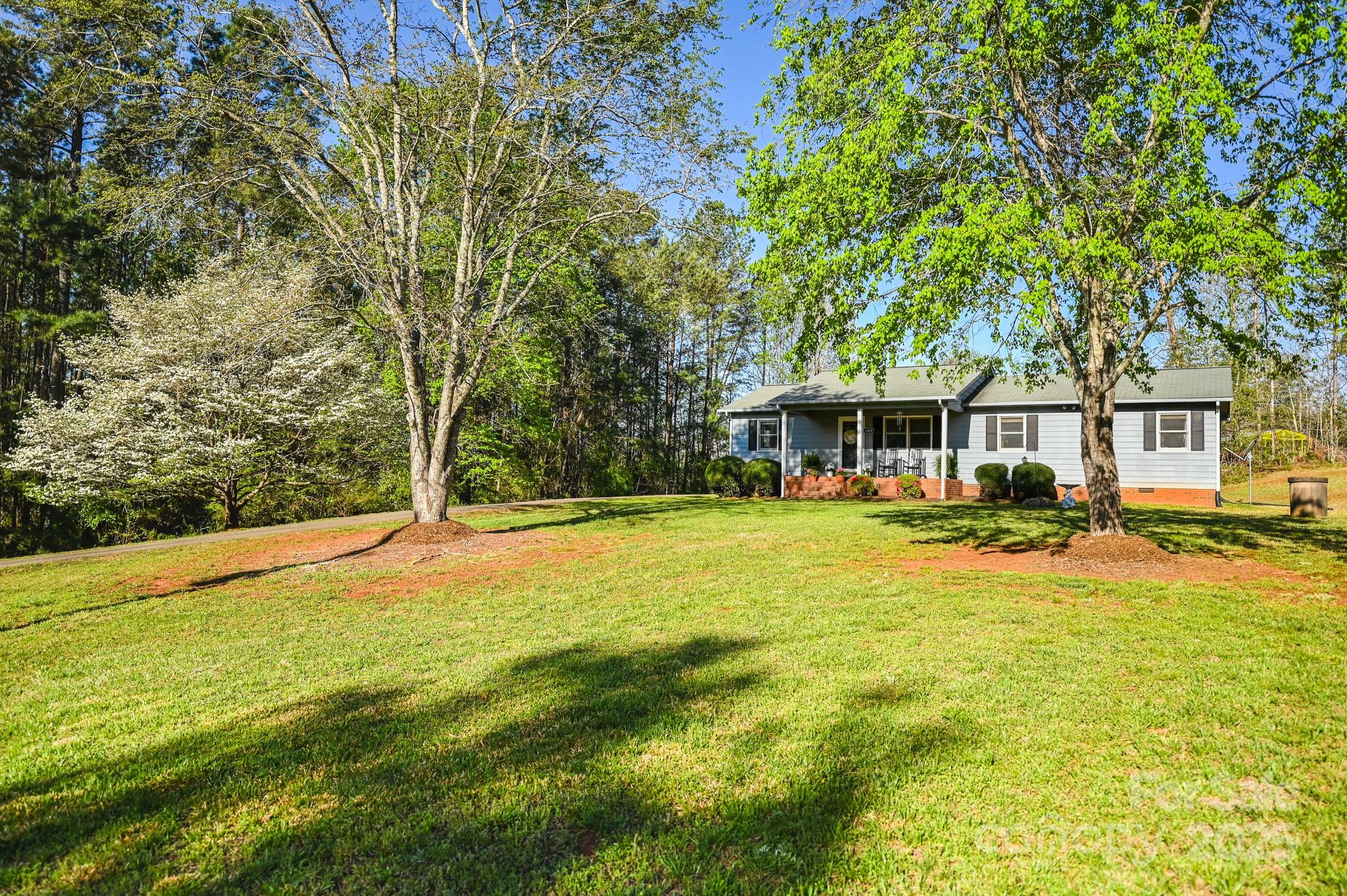 1469 Pearidge Road