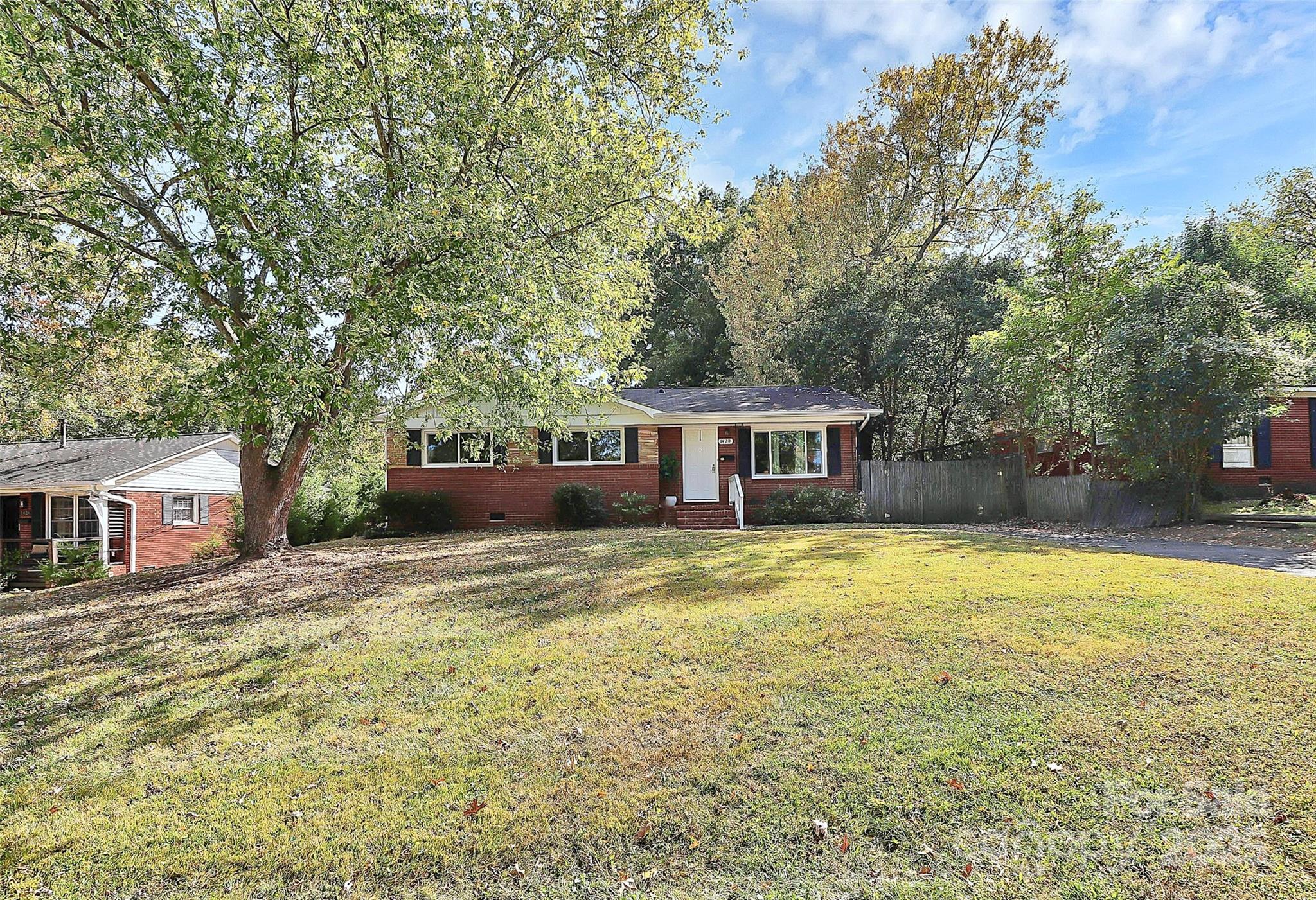 1420 Starbrook Drive