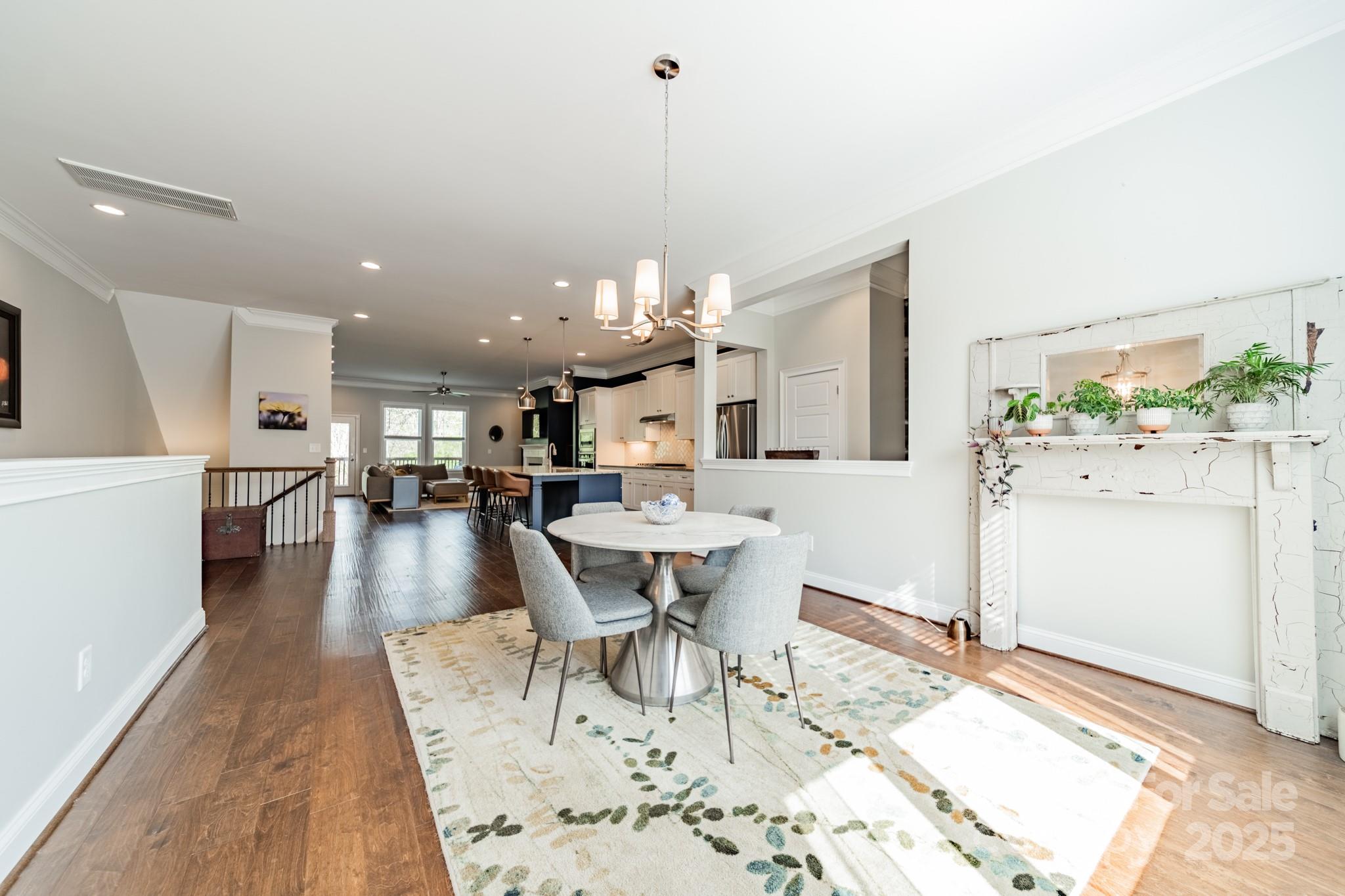 15133 Rocky Bluff Loop