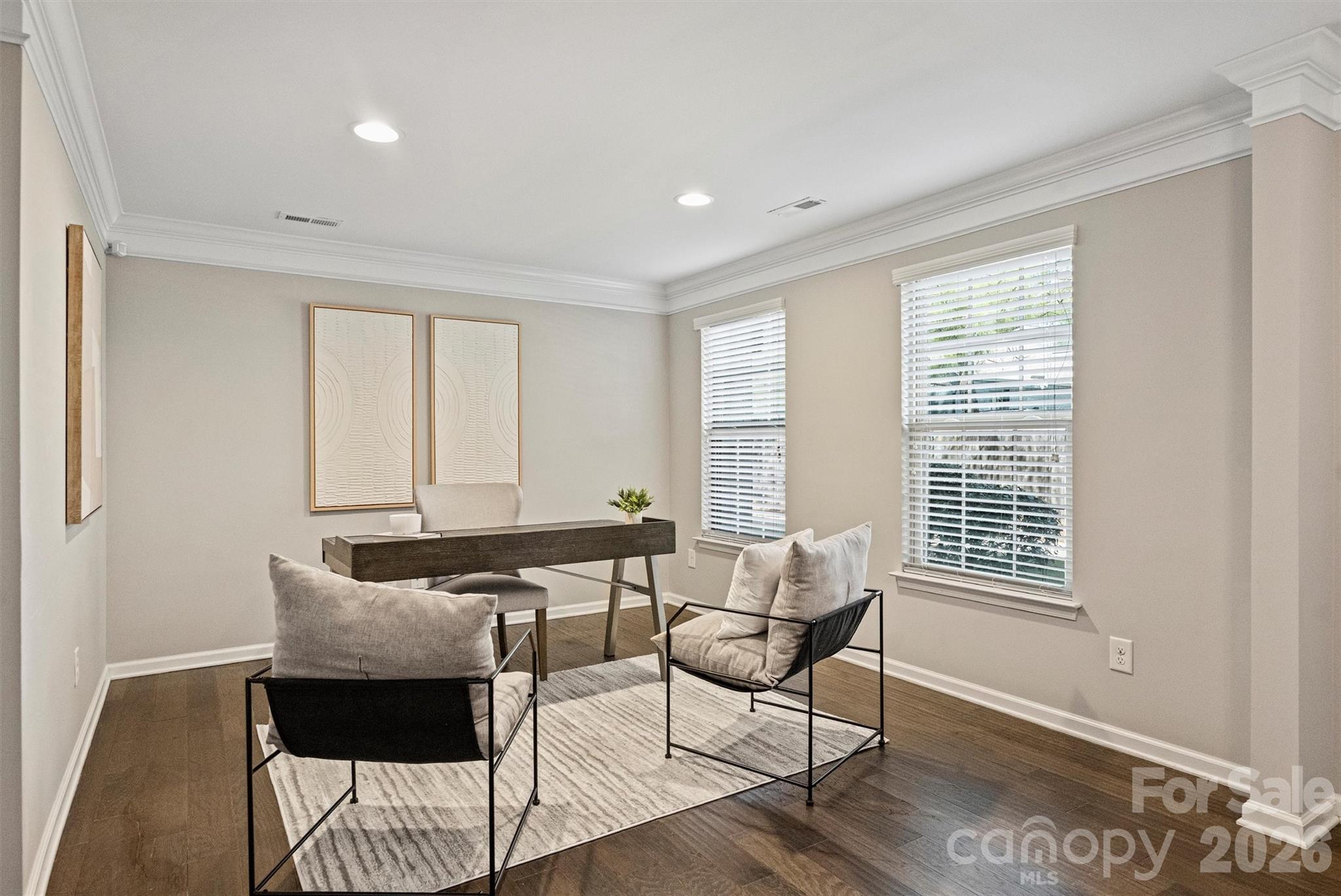 1317 Queen Lyon Court