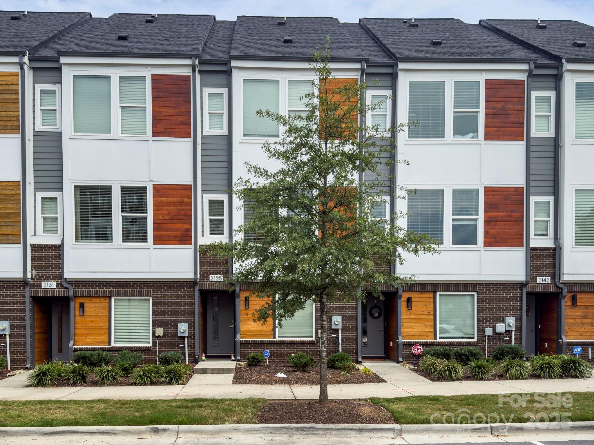 2135 Bryant Park Drive