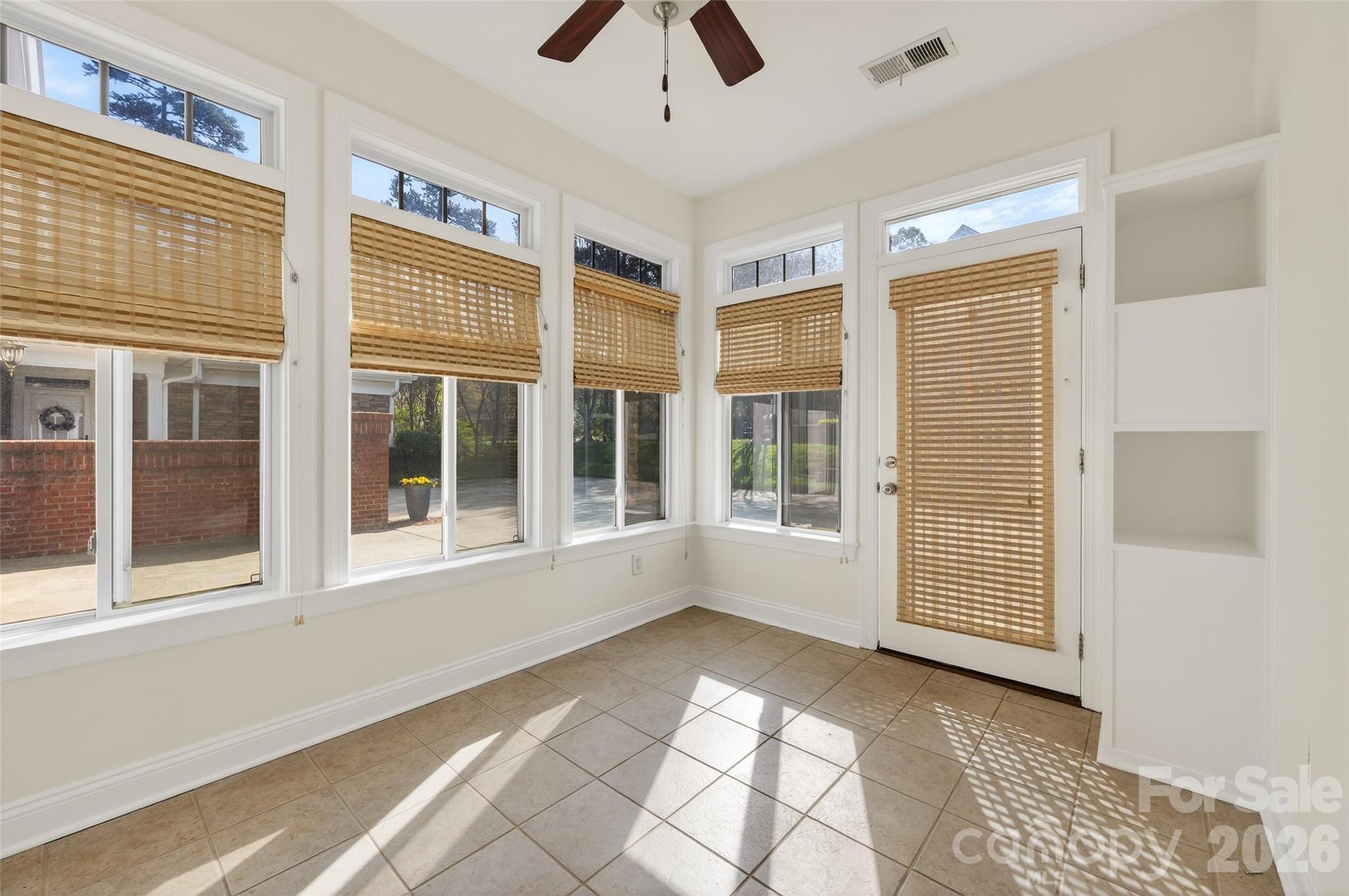 Bella Sera Villas - Residential