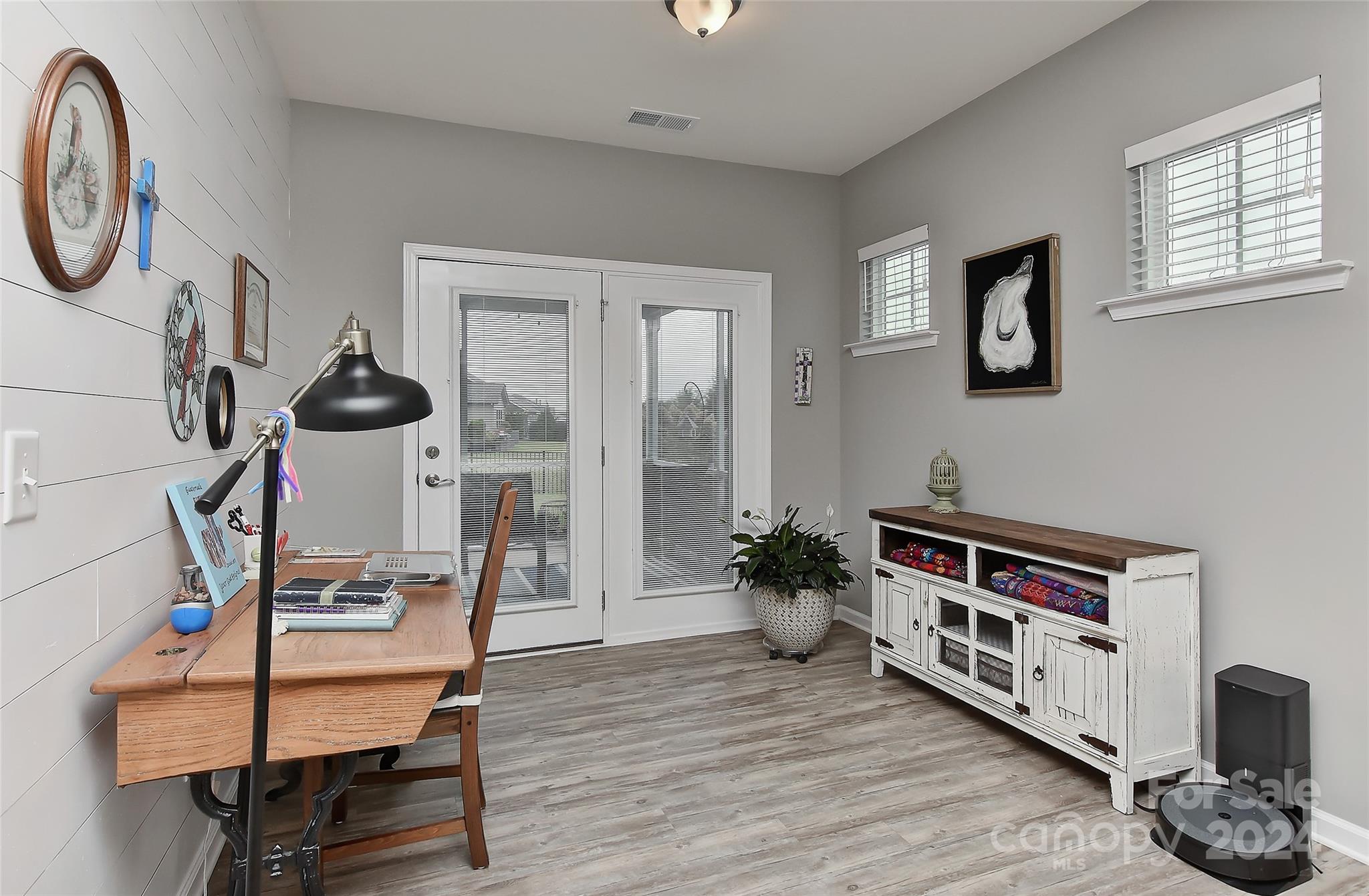 Tree Tops - Residential