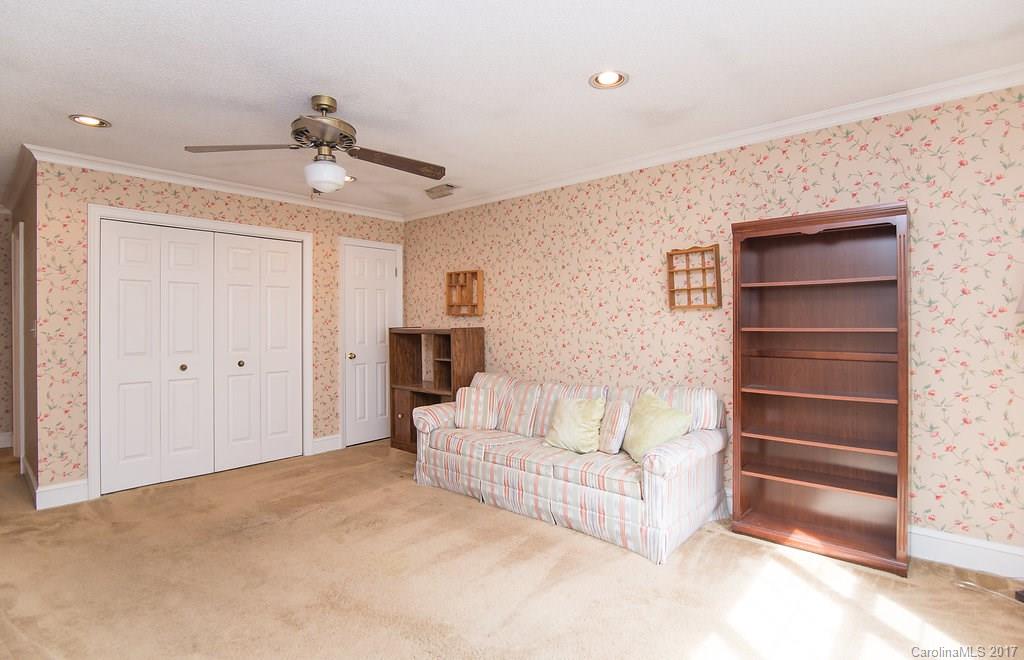 Regent Park - Residential