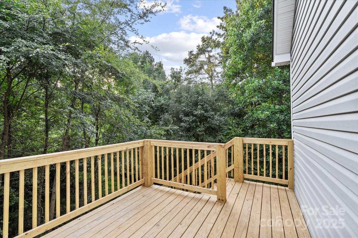 Noble Oaks - Residential