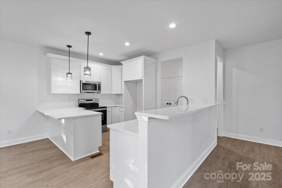 Noble Oaks - Residential