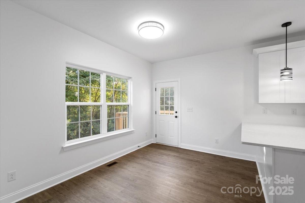 Noble Oaks - Residential