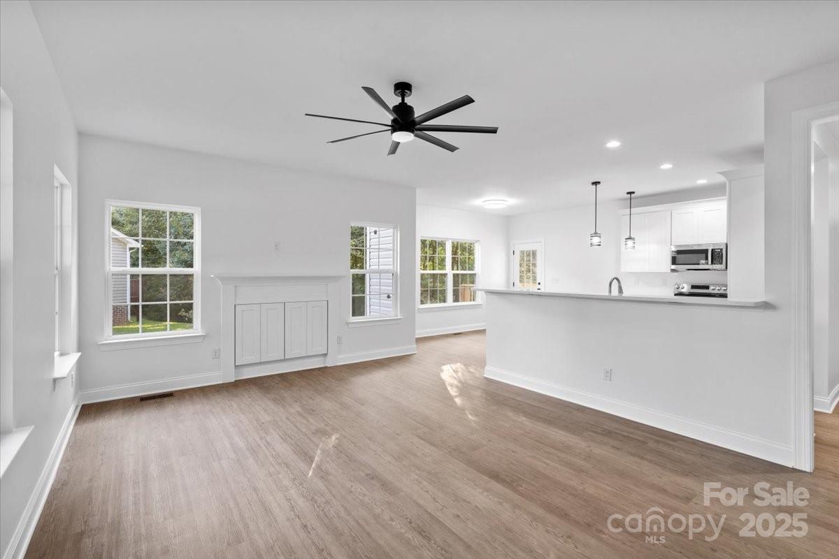 Noble Oaks - Residential