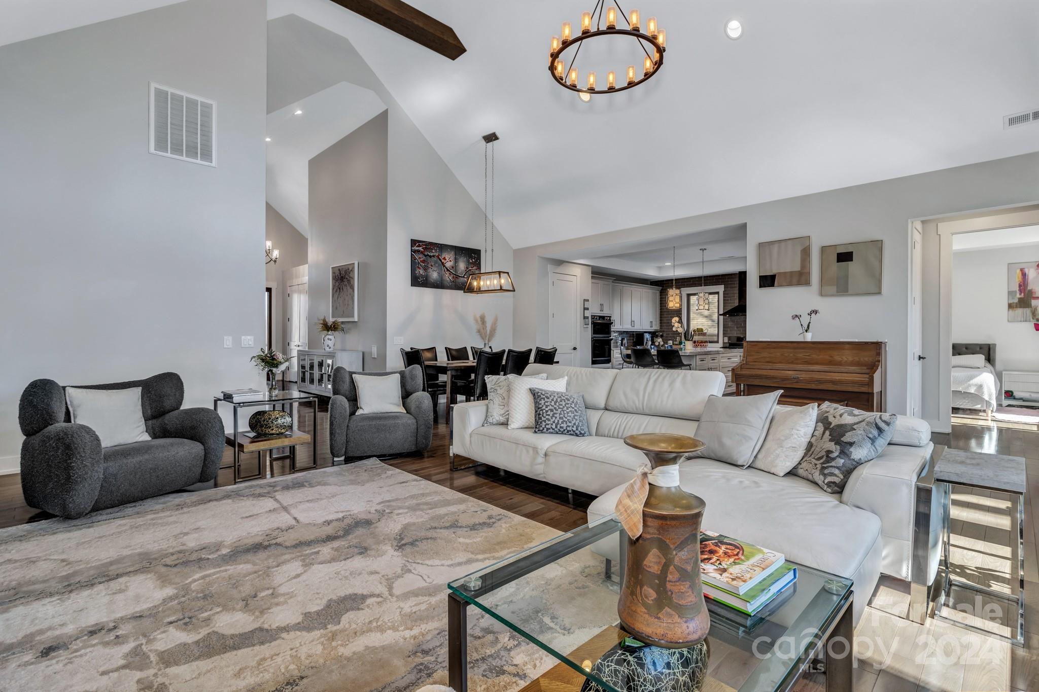 Waightstill Mountain - Residential