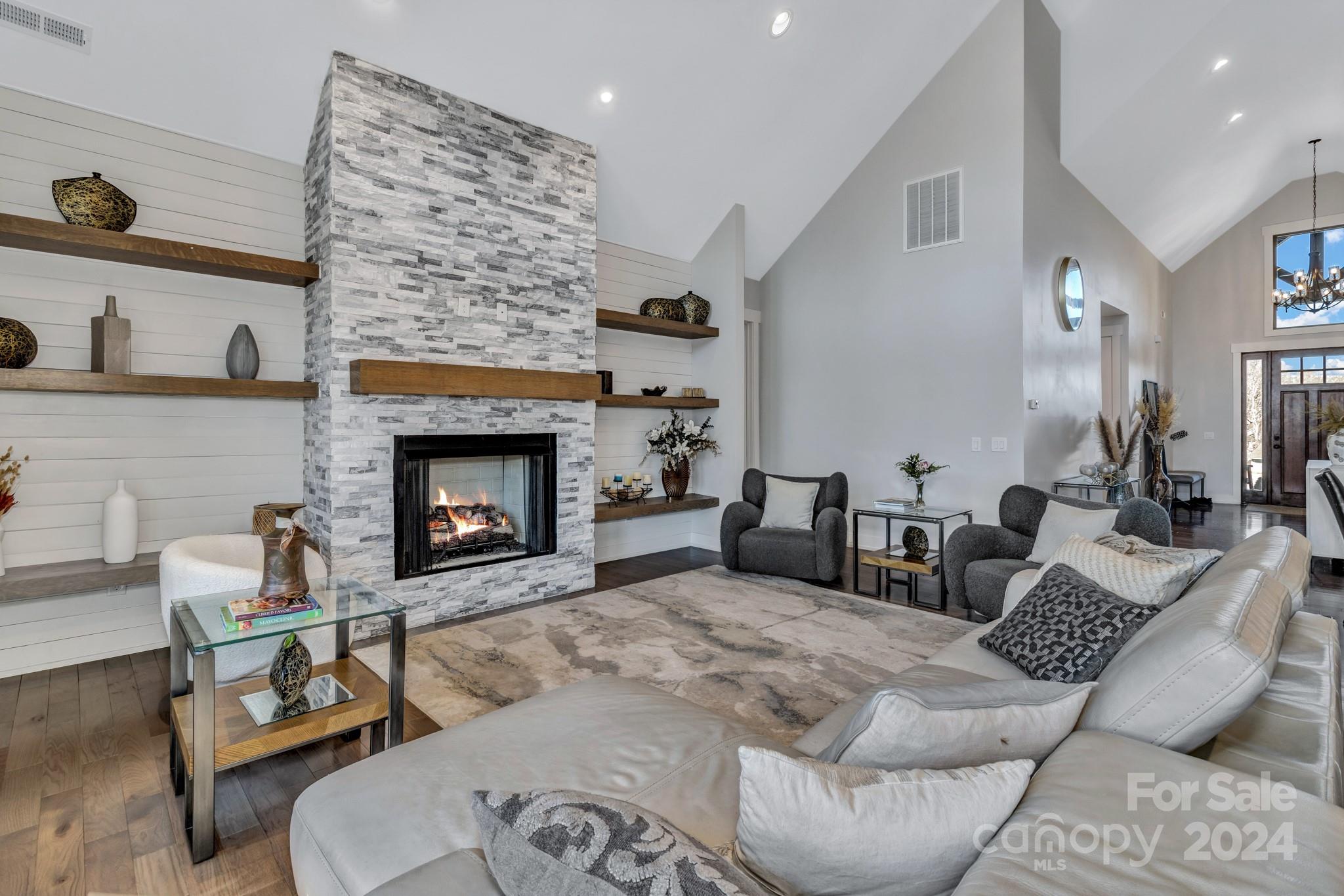 Waightstill Mountain - Residential