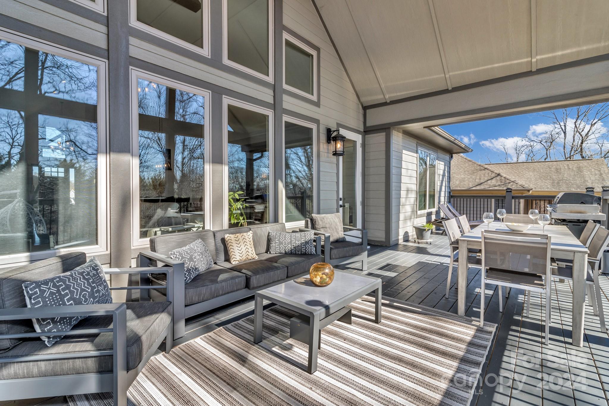 Waightstill Mountain - Residential