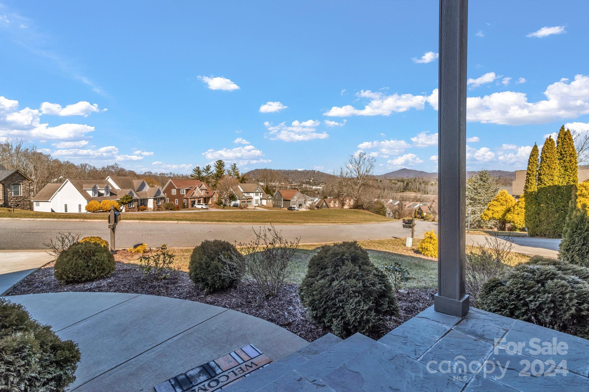 Waightstill Mountain - Residential