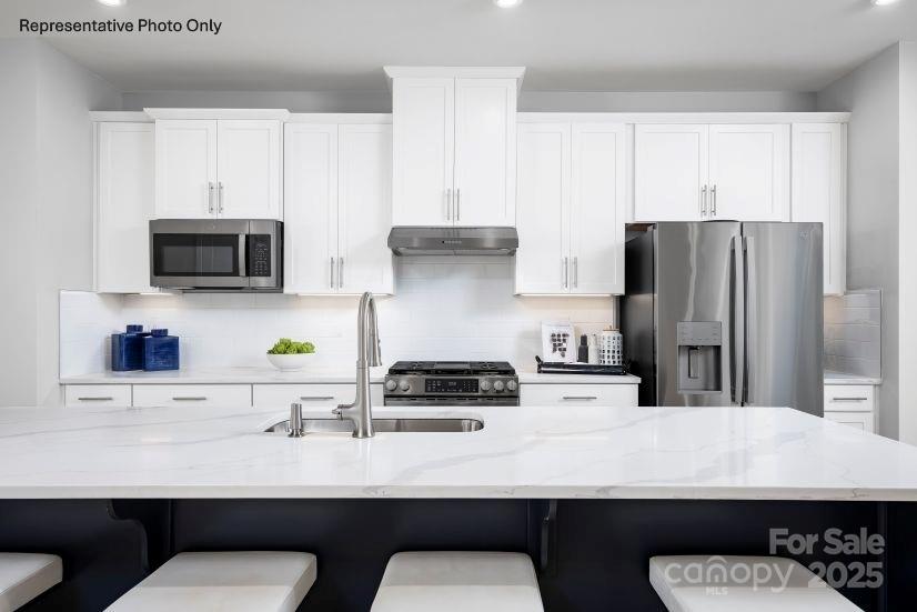 2281 Flicker Road 1050D