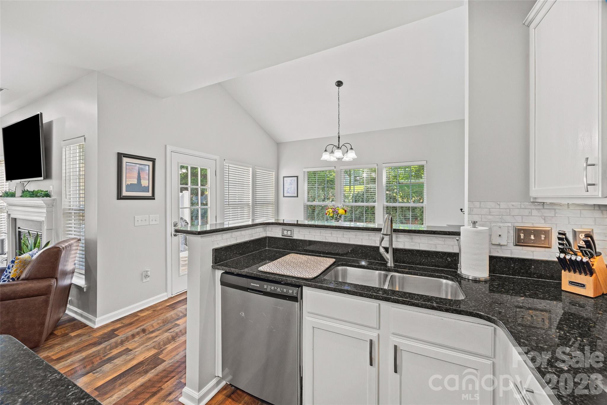 Autumn Cove at Lake Wylie - Residential
