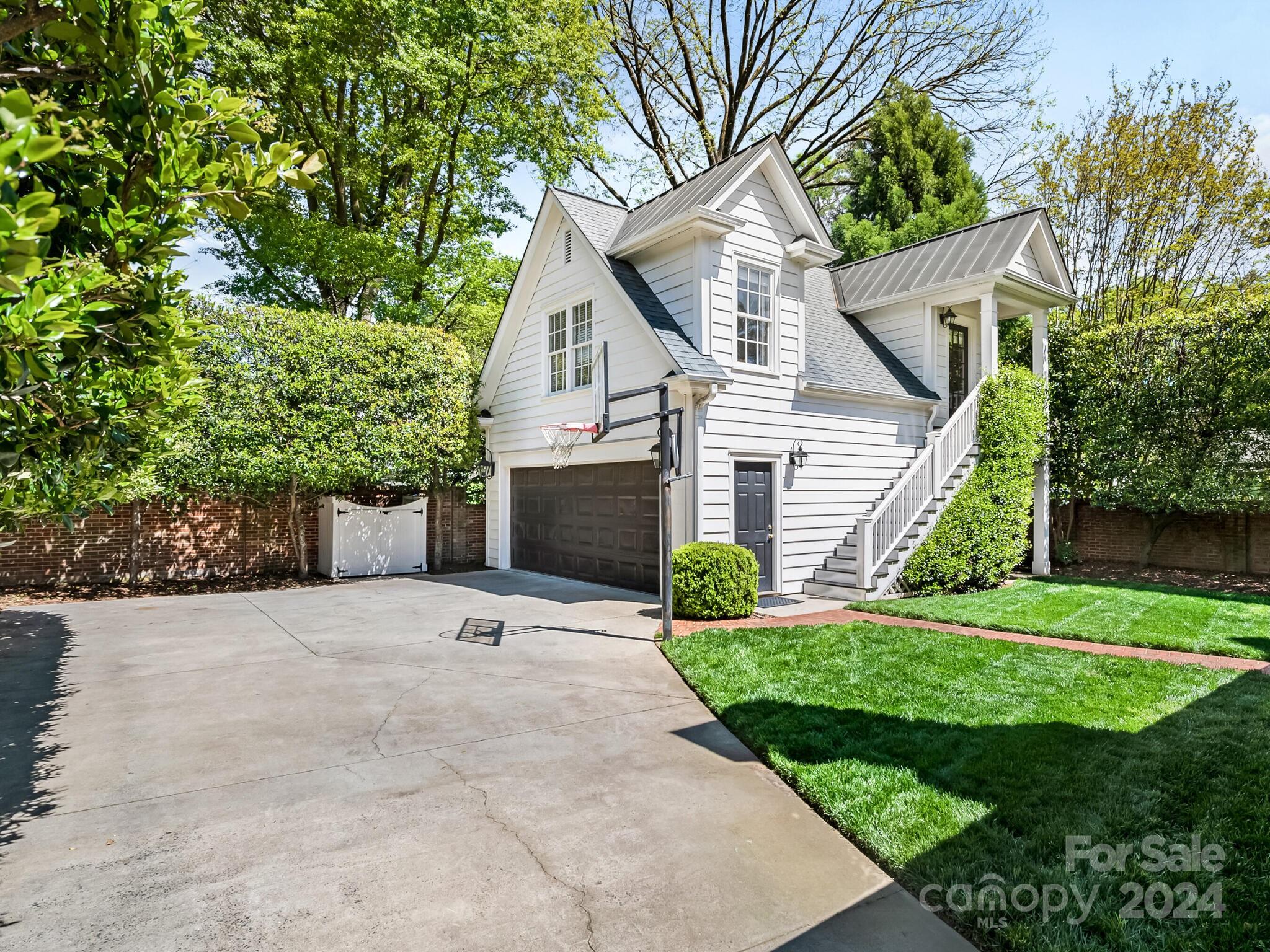 Myers Park - Residential