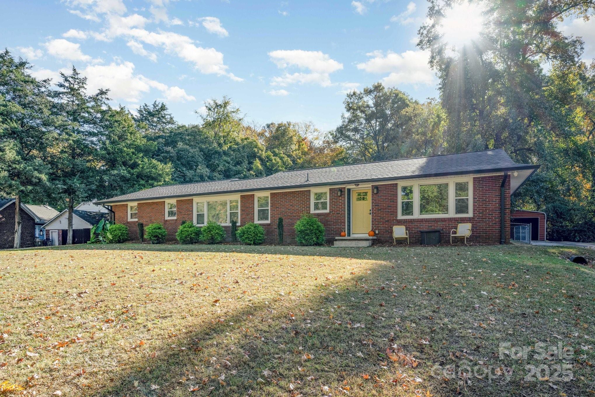 350 Corban Avenue SE