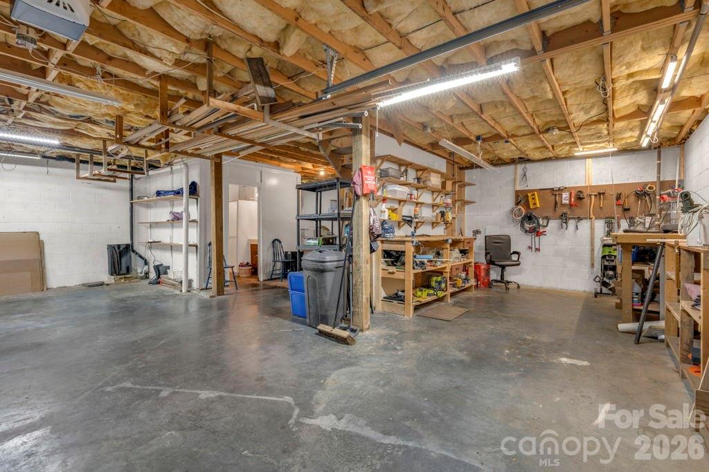 Linville Land Harbor - Residential