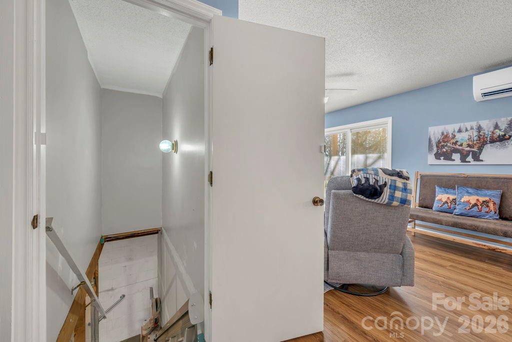 Linville Land Harbor - Residential