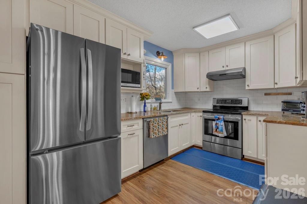 Linville Land Harbor - Residential