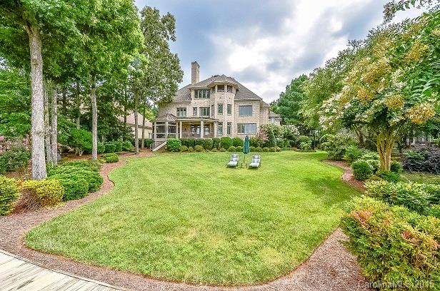 The Peninsula - Residential