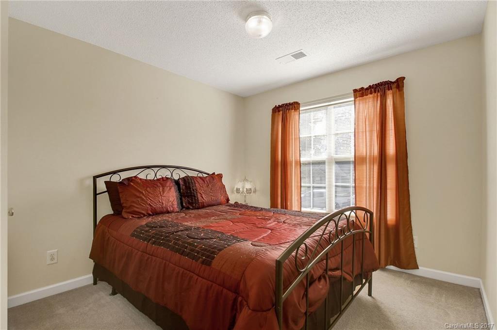 Longview Oaks - Residential