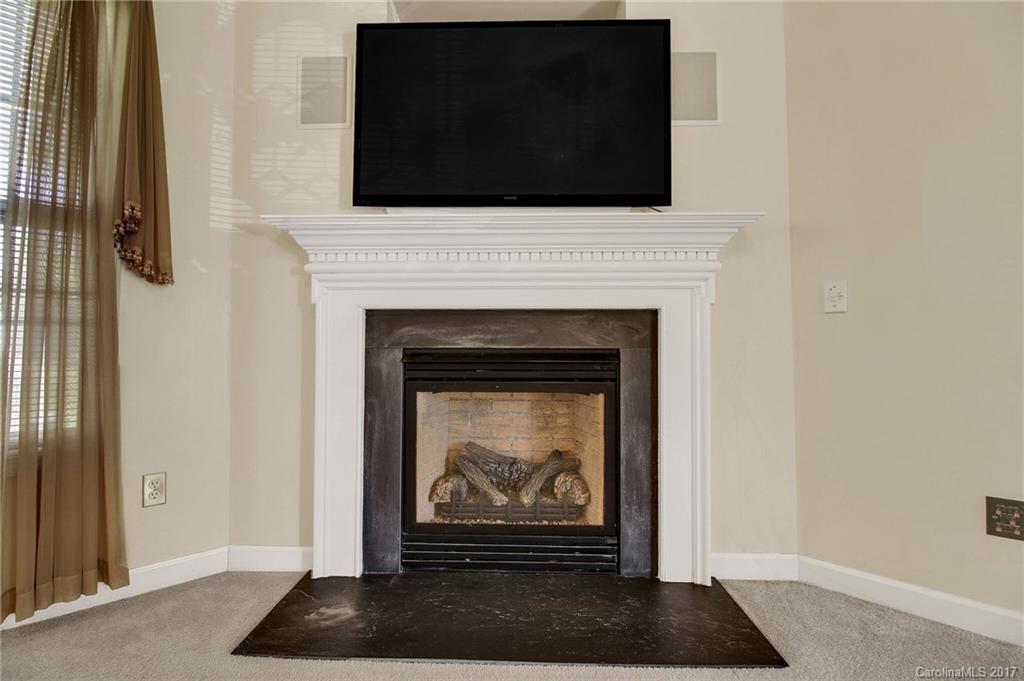 Longview Oaks - Residential