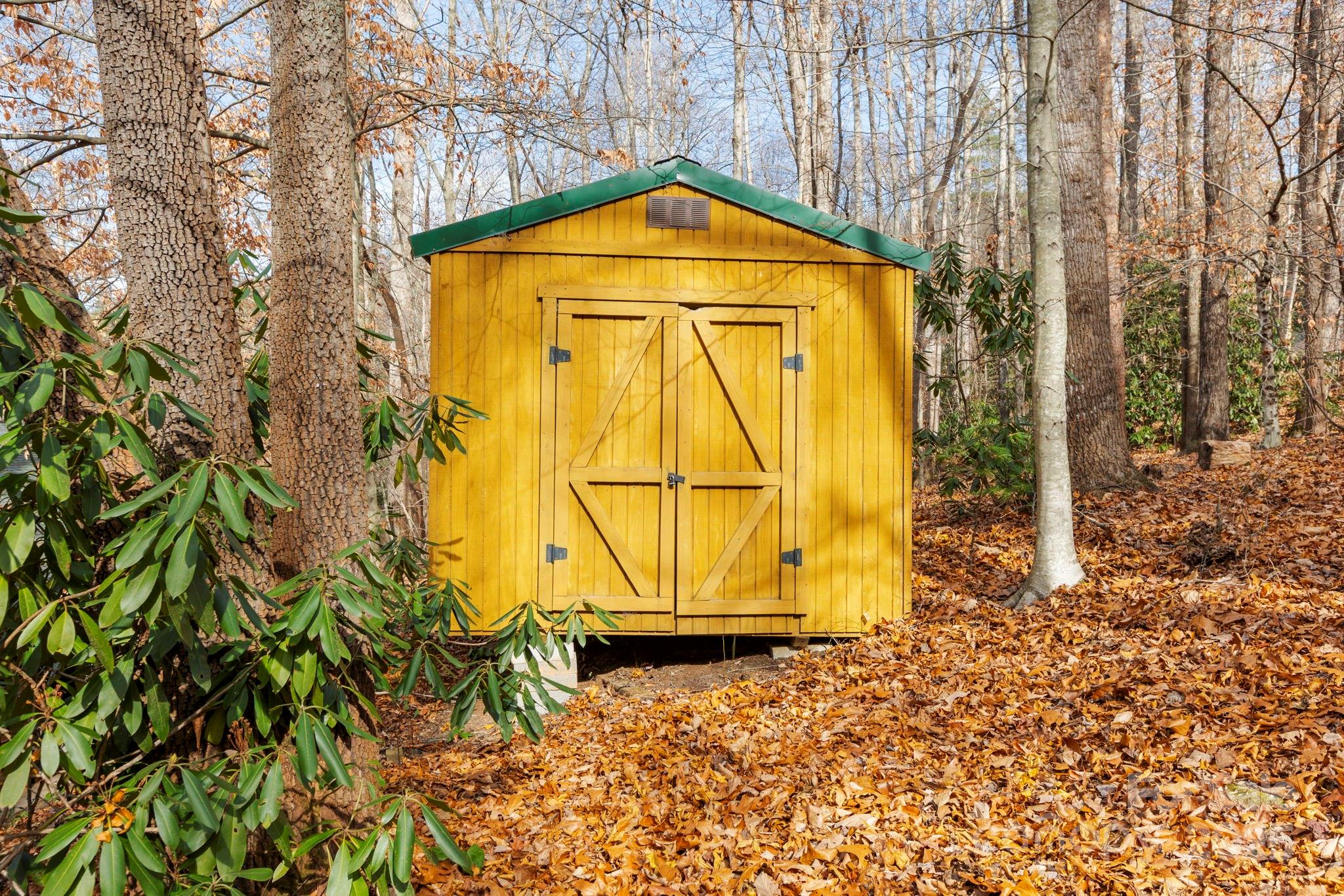 Hunting Lodge Acres - Residential