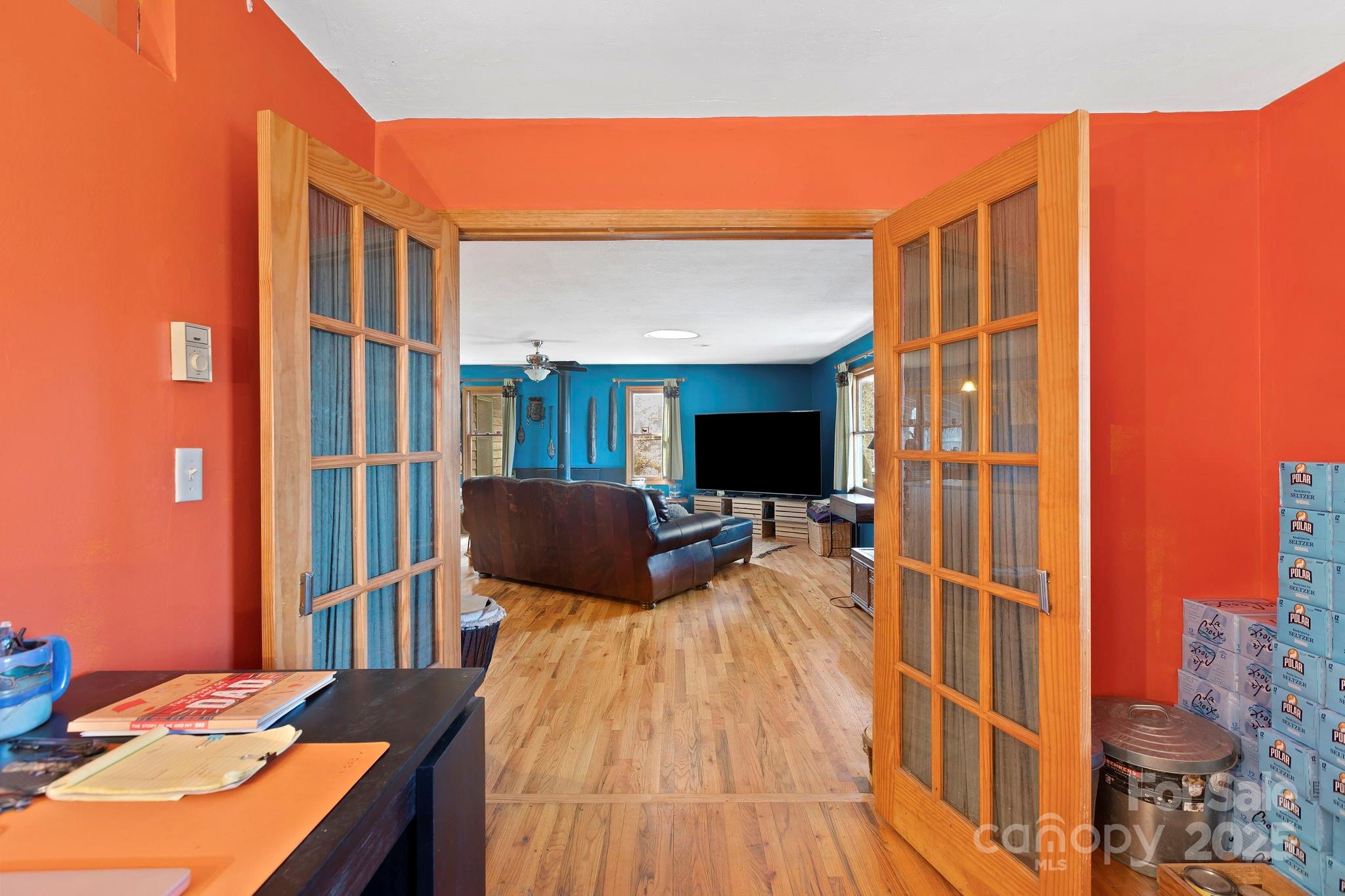 Hunting Lodge Acres - Residential