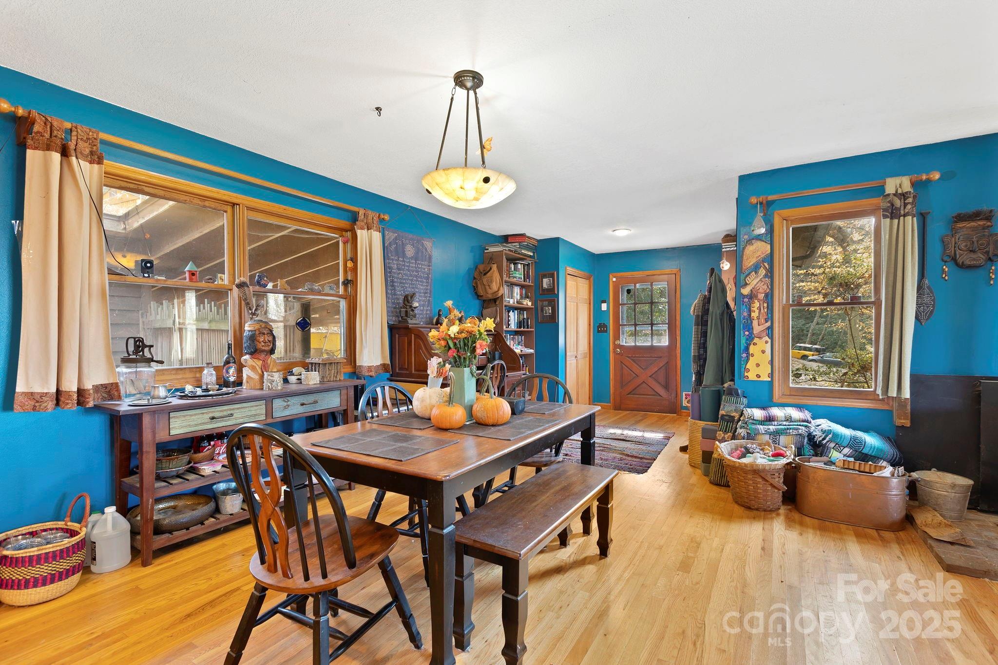 Hunting Lodge Acres - Residential