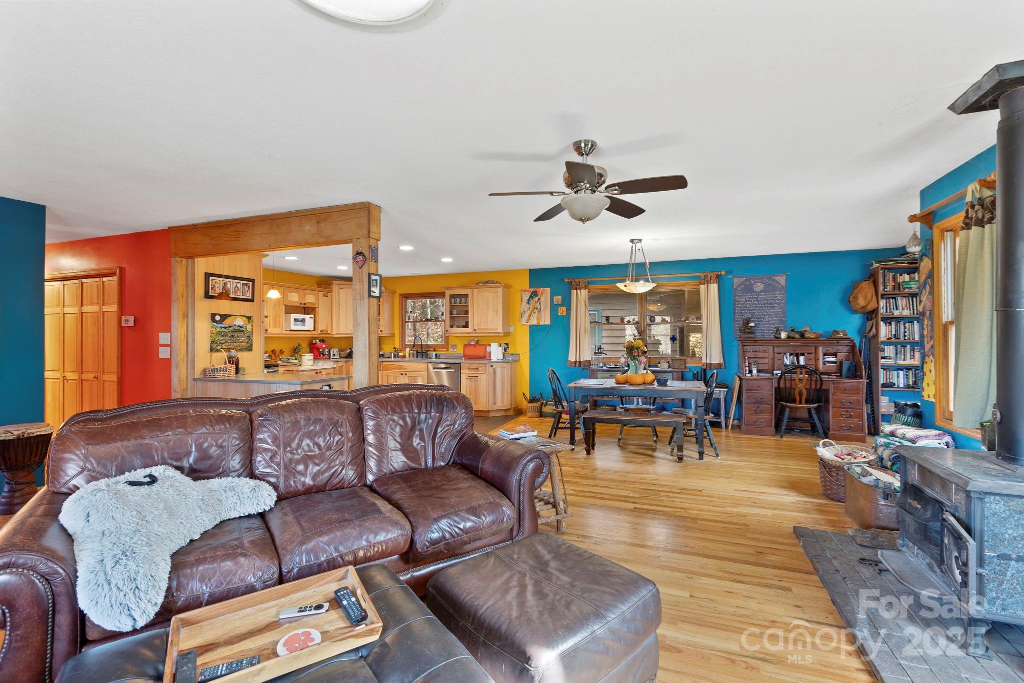 Hunting Lodge Acres - Residential