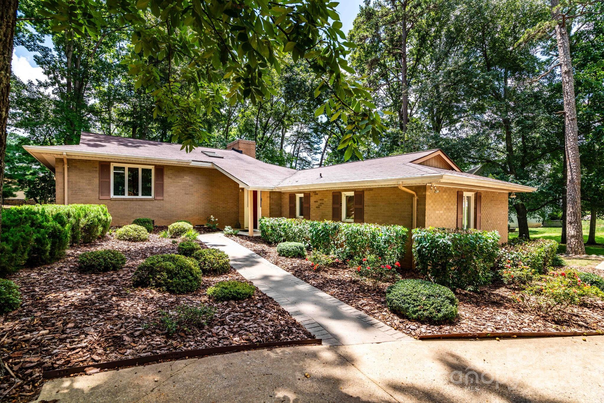 8448 Normandy Road