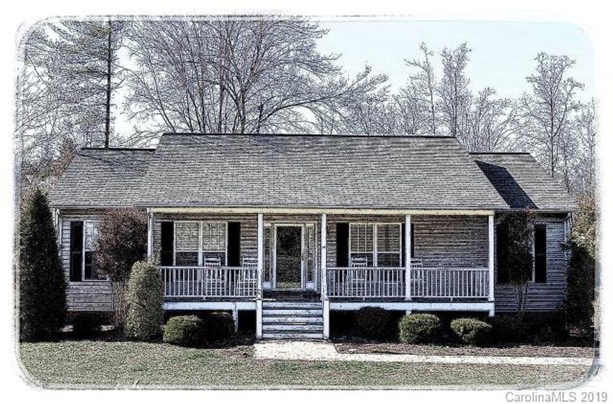 NEW CONSTRUCTION in River Glen!  Choose your colors and finishes now for this 3BR/2BA one level Mimosa plan with full unfinished basement and double garage.  Vaulted ceilings and hardwoods in living/dining areas, granite counters in eat-in kitchen, split bedroom floor plan.  Outdoor living includes covered front porch and covered back deck. Rinnai tankless gas hot water heater.<p>*Tax value is for lot only.  City of Glen Alpine provides water, sewer, road maintenance.  Estimated completion date is July 2014.